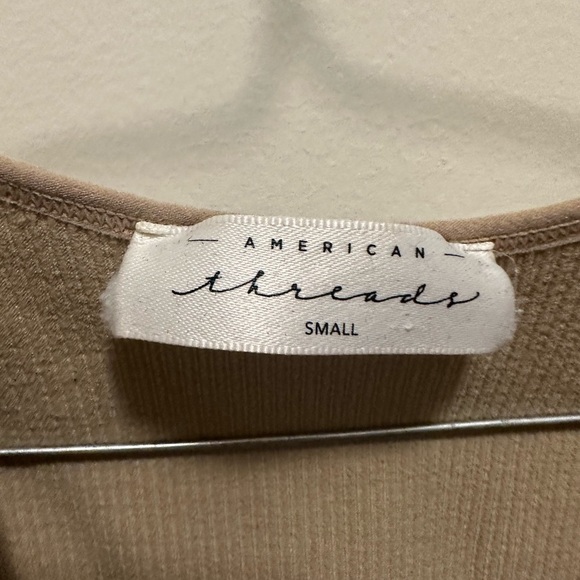 American Threads Tank - Picture 2 of 3